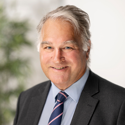 Giles Kidner, Chairman and non executive director